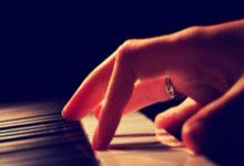 鲸鱼体育:体坛名场面|李月汝最不可思议一球,对方全员都看傻眼,场下的教练震惊无比.