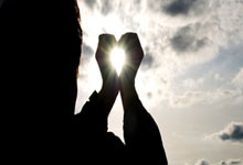 鲸鱼体育:处境微妙!米体:尤文总监琼托利的未来取决于能否获欧冠资格.